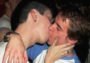 sweet kissing