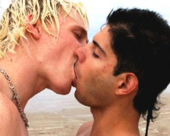 sweet kissing