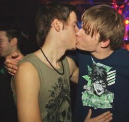 kiss