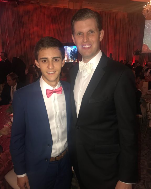 23734846_513061429050351_6656664297608839168_n (1).jpg