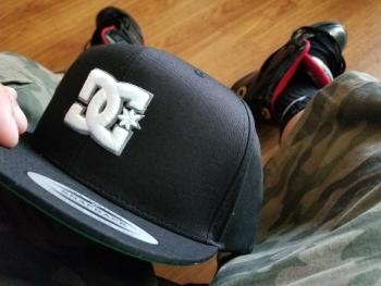 DC Snapback and loose Osiris