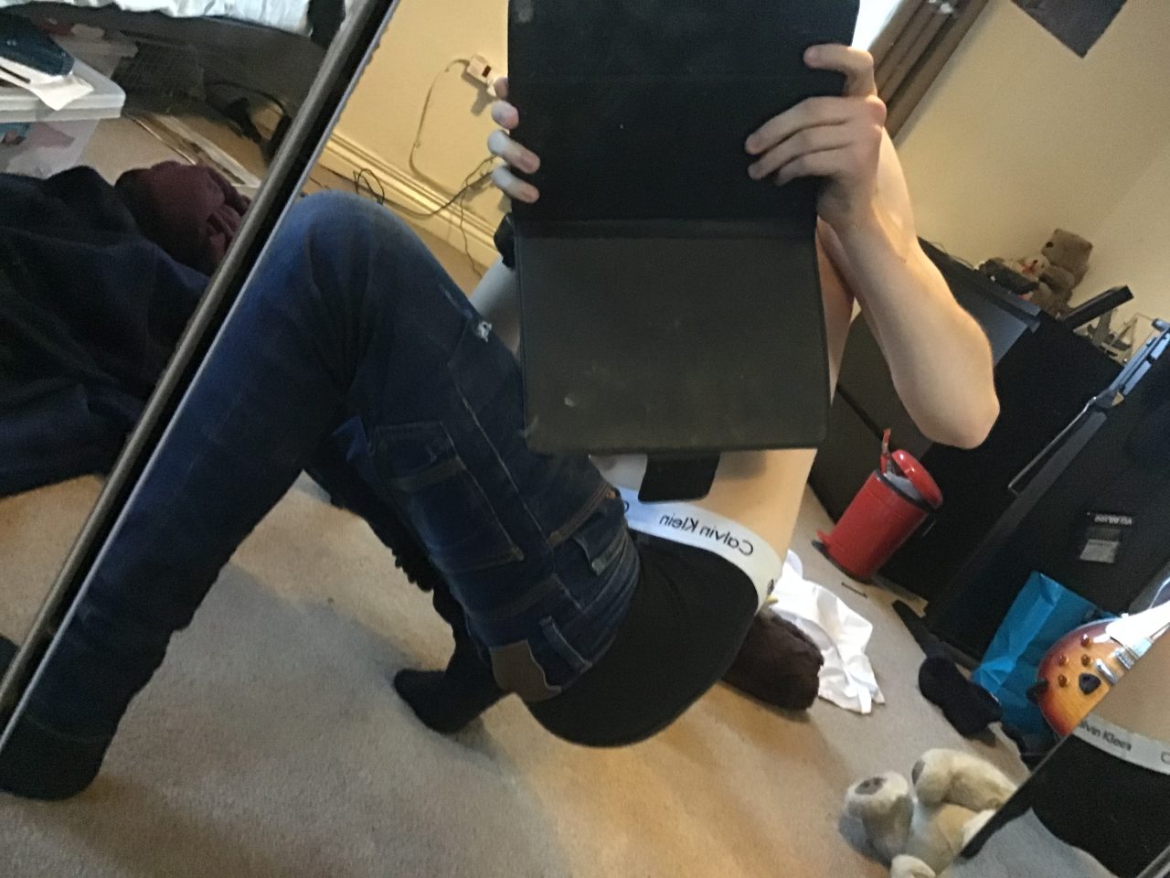 2EC444D7-1F91-41AE-8419-8BEDC6B1EDF7