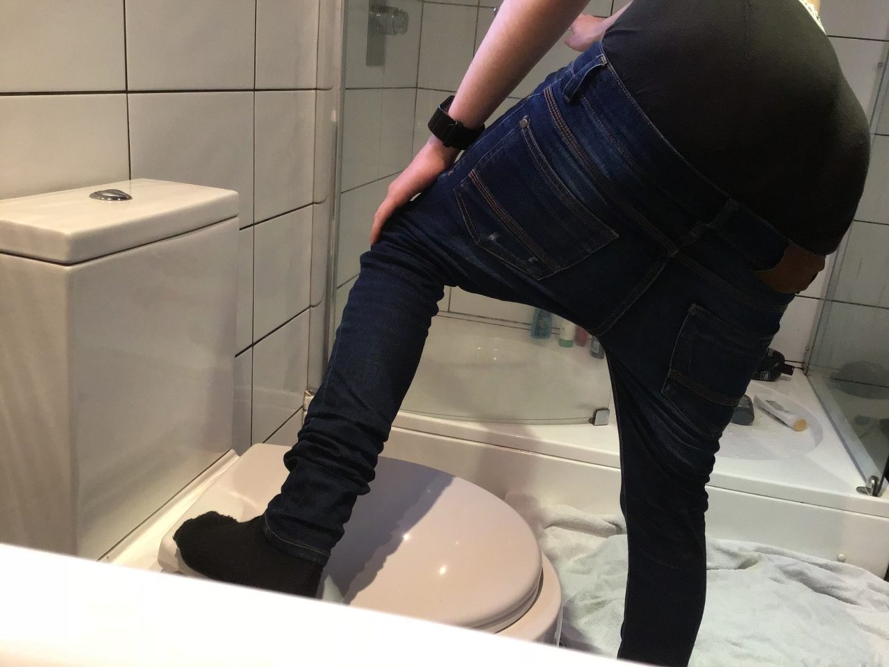 5849AB60-85B3-4F24-A090-9F3B8342A237