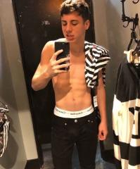 Shirtless Sagger