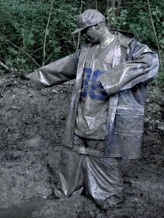 MUDDY SAGGER 185.jpg