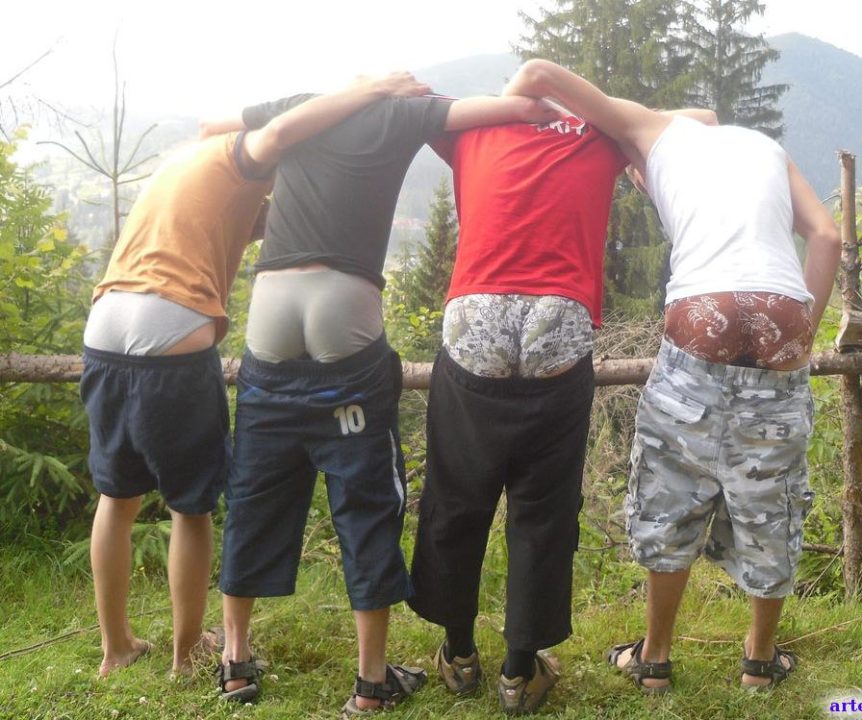 A saggerbunz lineup!.jpg