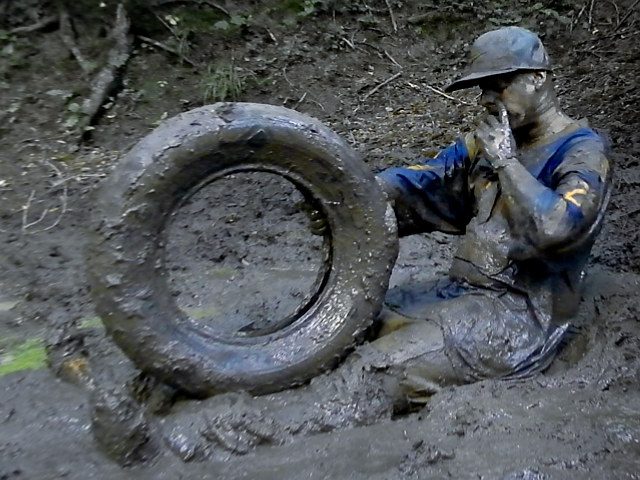 MUDDY SAGGER 220.jpg