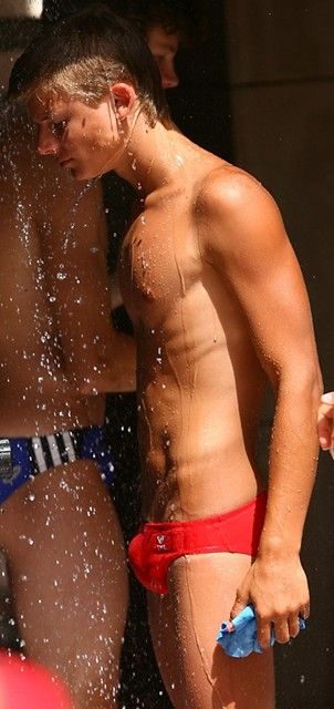 sagger-06.jpg