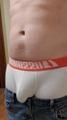 Aussiebum sagging 9-26