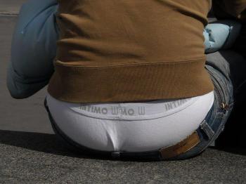 Sam's Intimo sag.jpg