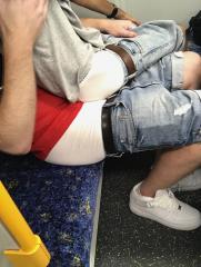 LAP SAGGERS.jpg