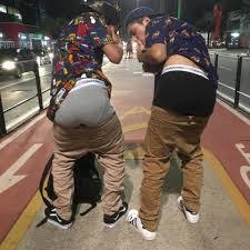 SAGGERS BENDING OVER.jpg