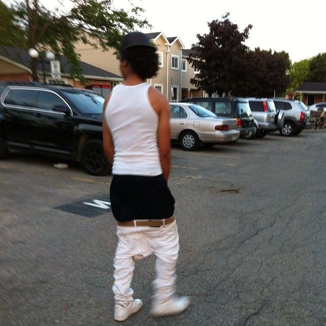 SAGGING LOW!.jpg